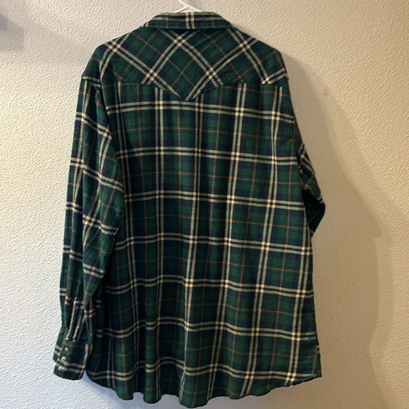 Wrangler pearl snap button flannel size 3XLT - Picture 4 of 4